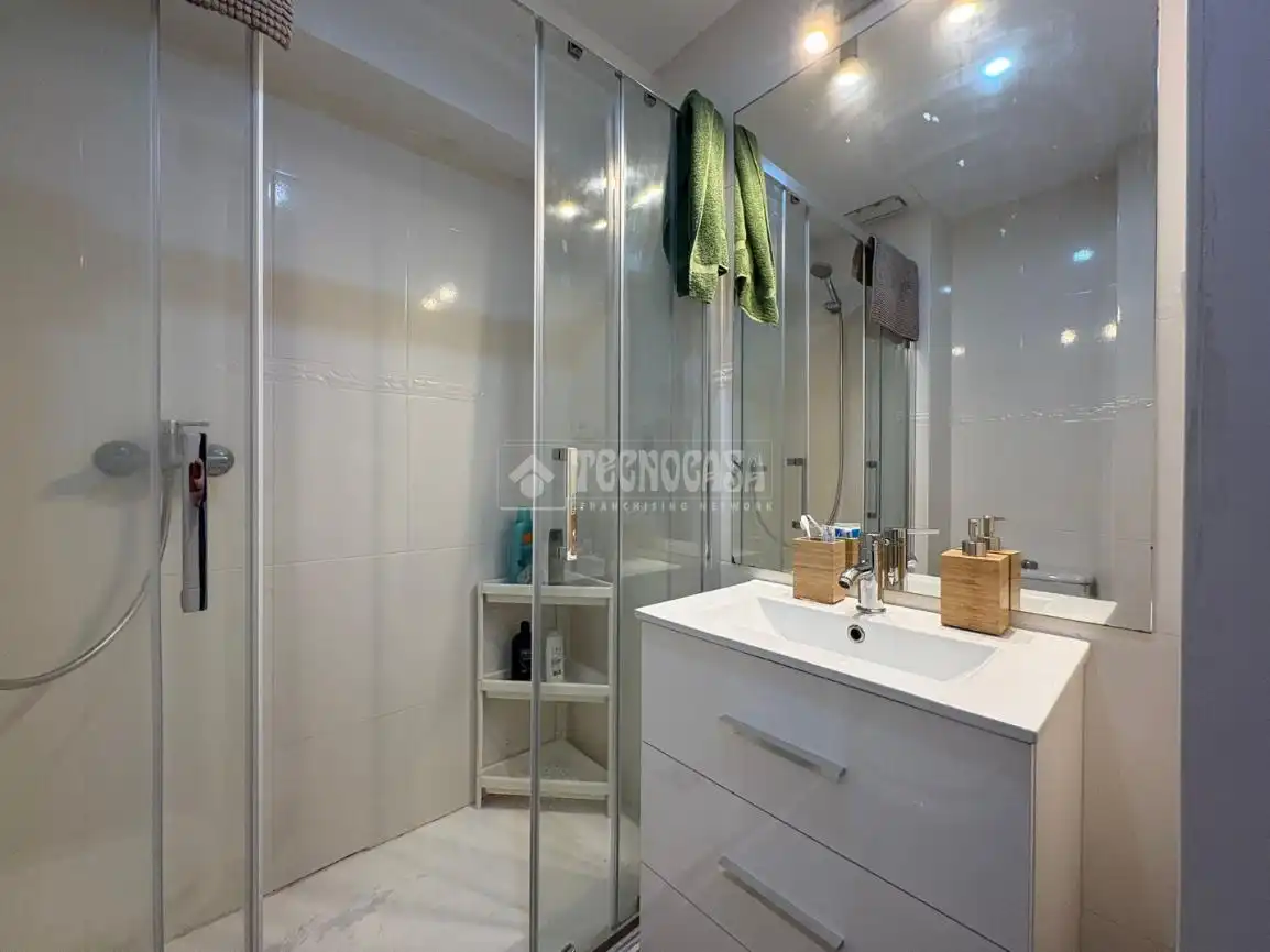 Baño de Piso de alquiler en Madrid