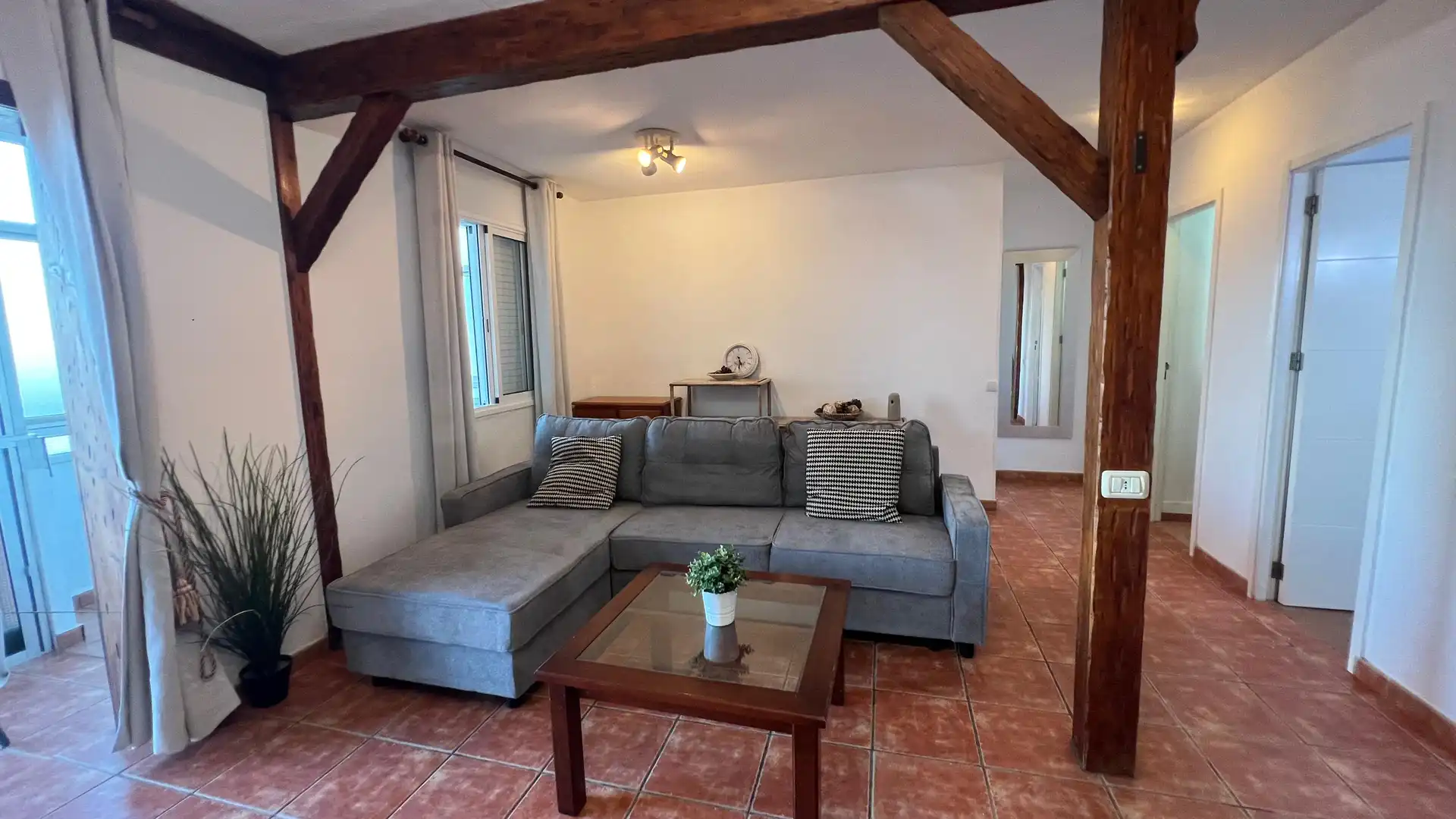 Sala de estar de Piso de alquiler en Santa Cruz de Tenerife con Jardín privado, Terraza y Amueblado