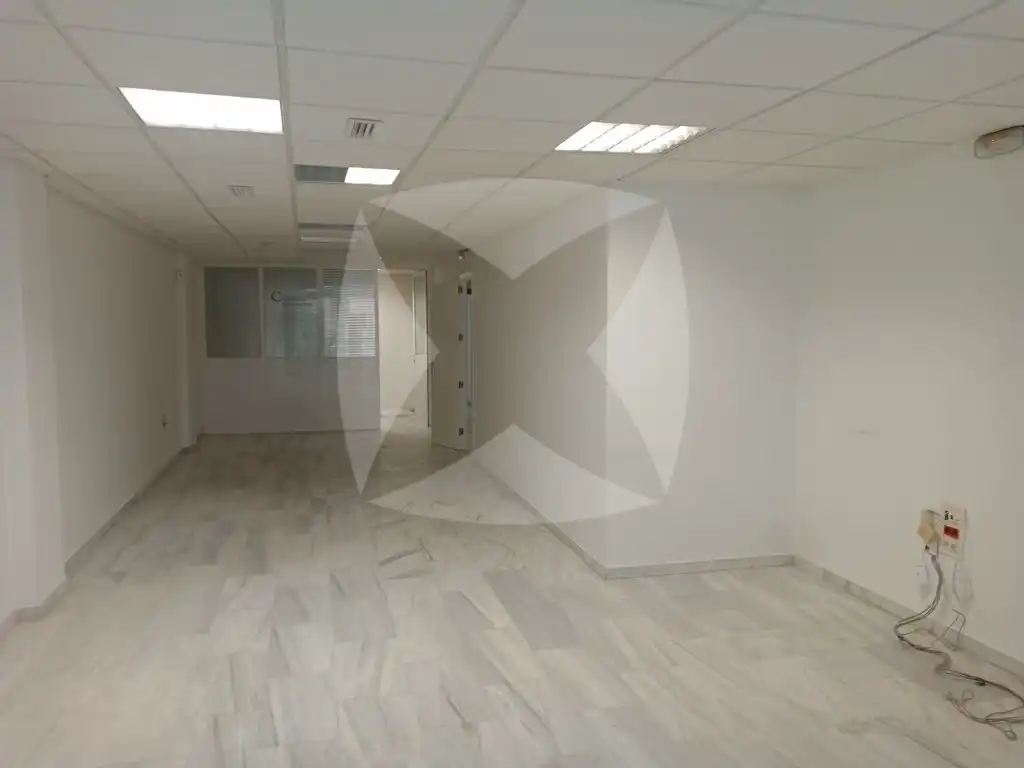 Office space with lift to rent in Calle Rafael Lucenqui, imagen 3