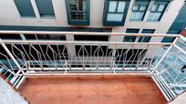 Balcony of Flat to rent in  Madrid Capital  with Air Conditioner, Heating and Oven