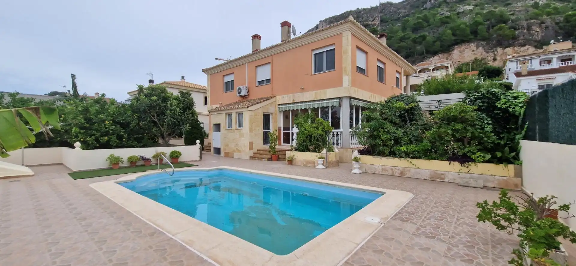 Piscina de Casa o xalet en venda en Cullera amb Aire condicionat, Calefacció i Jardí privat