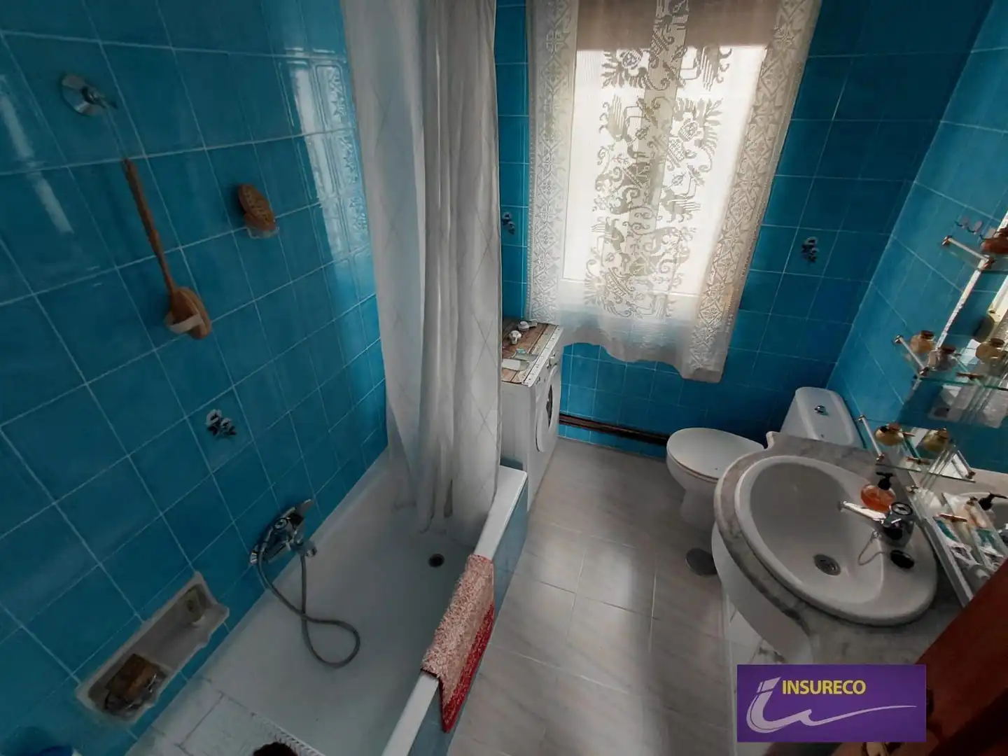 Baño de Piso en venta en León Capital  con Calefacción, Parquet y Trastero