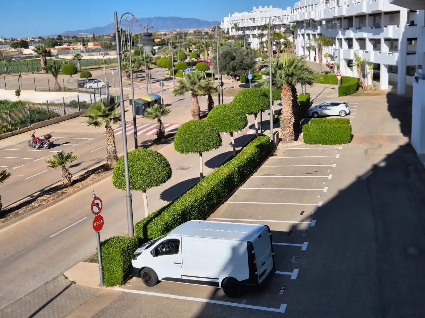Parkplatz von Wohnungen zur Miete in Torre-Pacheco mit Klimaanlage, Schwimmbad und Balkon