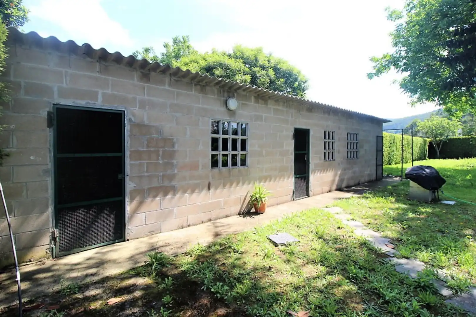 Exterior view of Commercial properties for sale in Oza dos Ríos