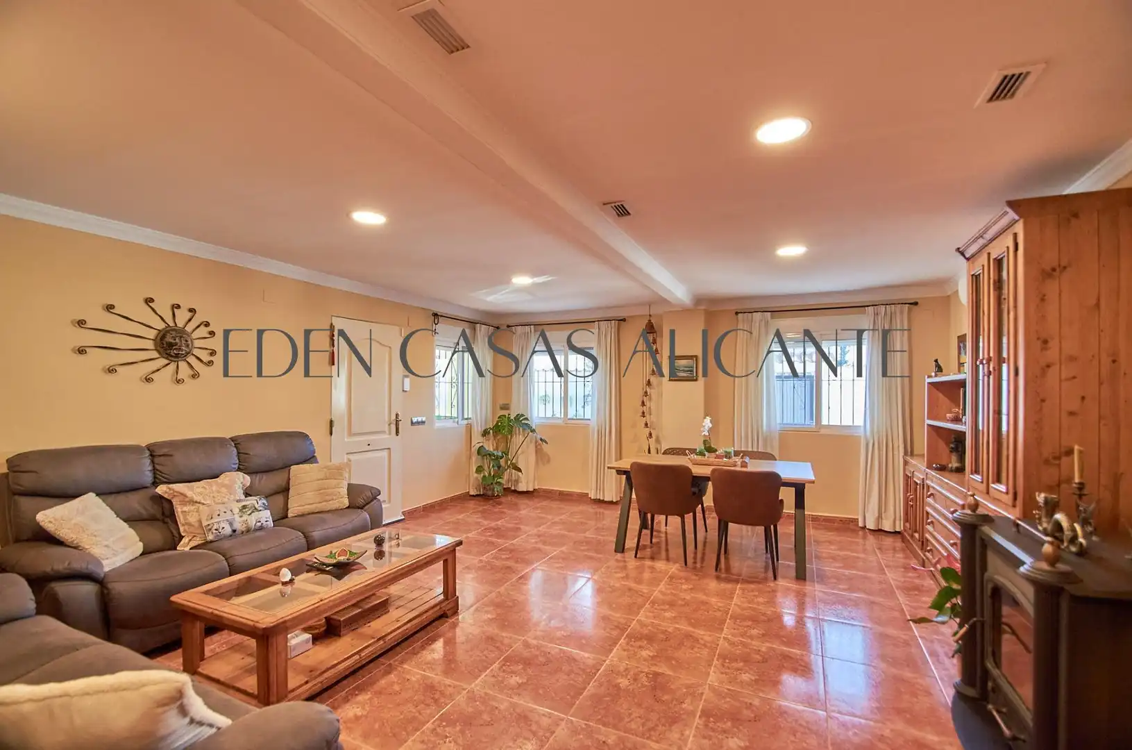 Casa o xalet en venda en Alicante / Alacant amb Aire condicionat, Jardí privat i Terrassa
