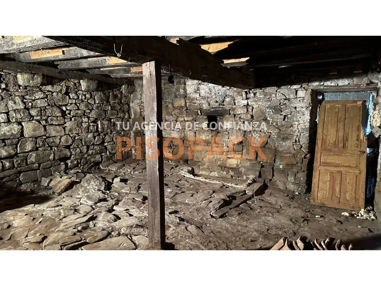 Casa o xalet en venda en Esparza de Salazar / Espartza Zaraitzu amb Calefacció, Jardí privat i Parquet