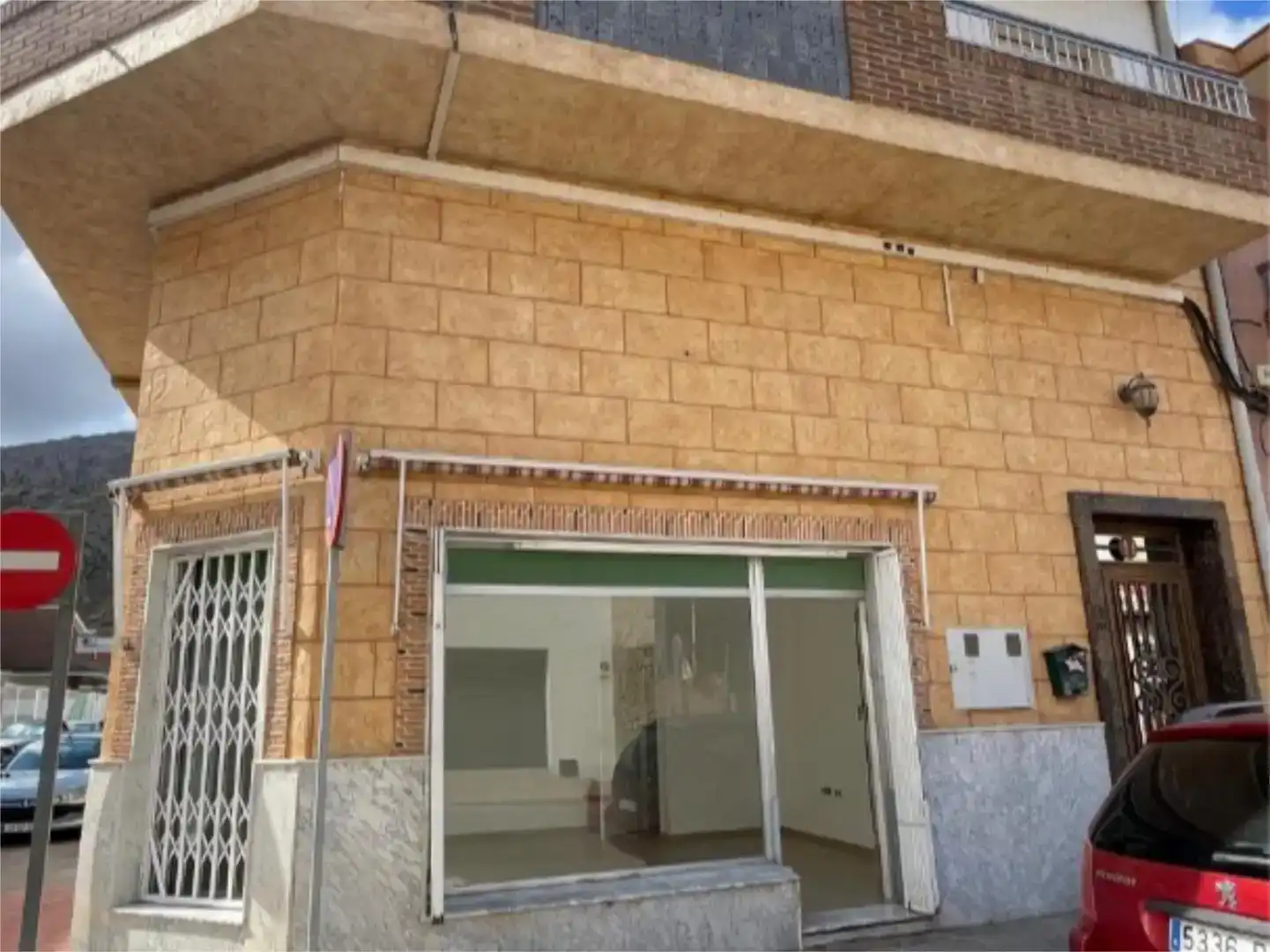 Vista exterior de Casa o xalet en venda en Cox amb Balcó