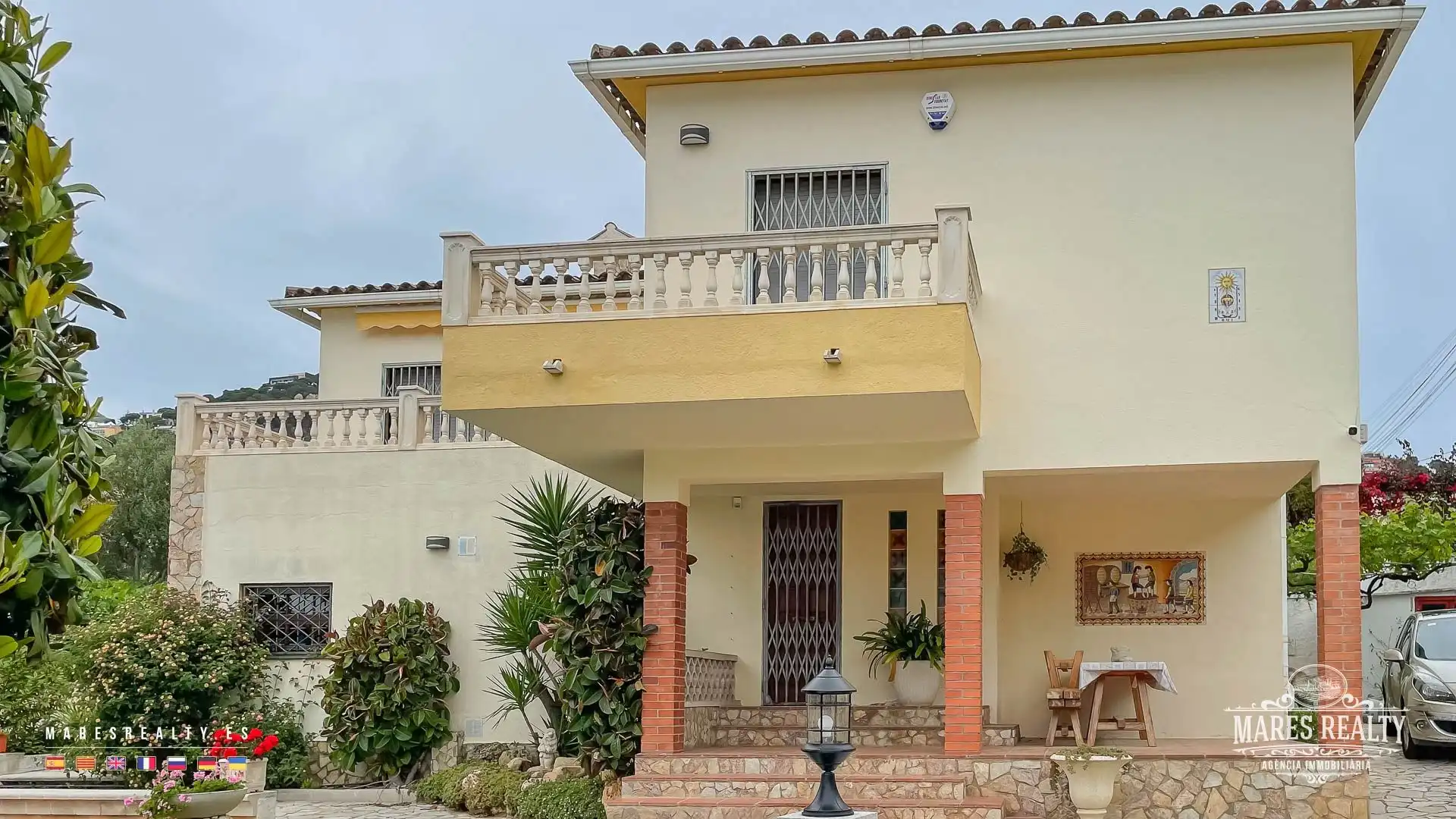 Vista exterior de Casa o xalet en venda en Lloret de Mar amb Calefacció, Jardí privat i Terrassa