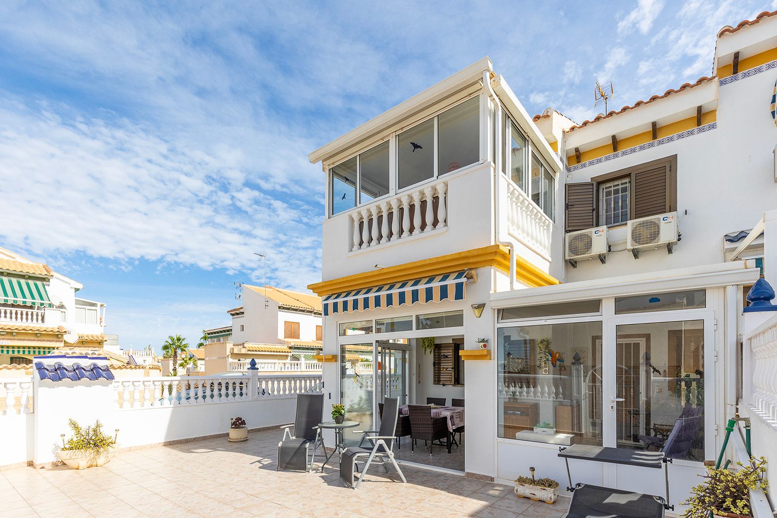 Casa adosada en venda a Calle Higuera, Cañada del Molino