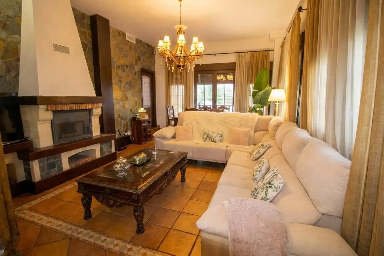 Casa con piscina en venta en Carretera de Sevilla - Los Montitos, imagen 9