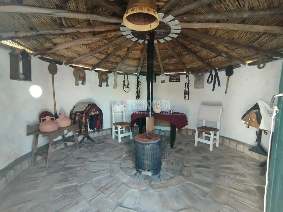 Finca rústica en venda en Marchena amb Moblat