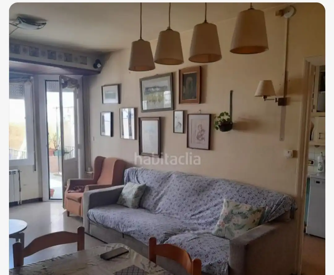 Adosado con terraza en venta en Carrer de Sant Benet 48, imagen 2