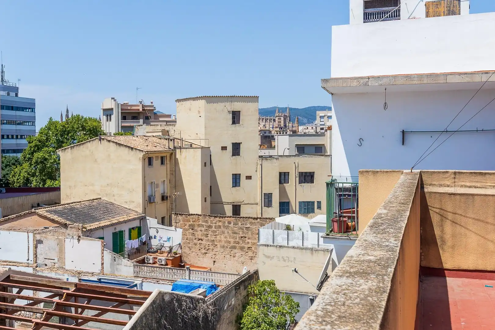 Vista exterior de Pis en venda en  Palma de Mallorca amb Balcó