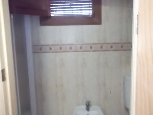 Bany de Casa o xalet en venda en Guadix amb Terrassa i Rentadora