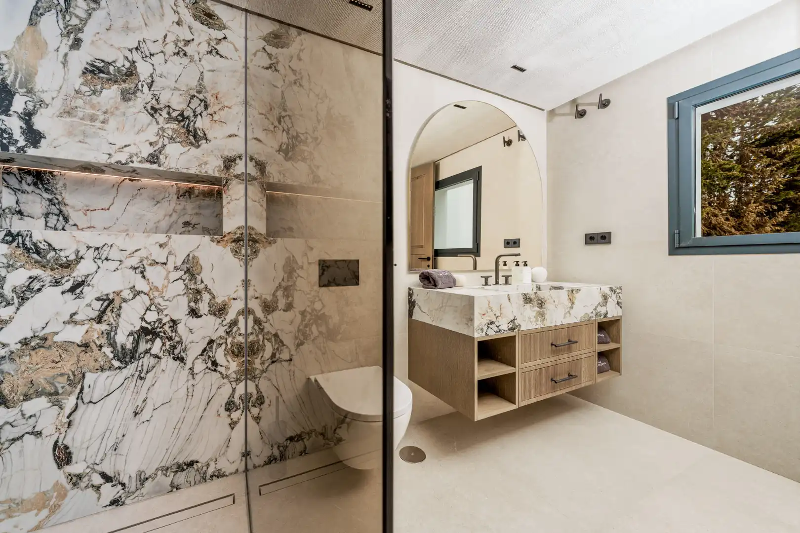 Casa bifamiliare con piscina in vendita a Nueva Andalucía, imagen 22