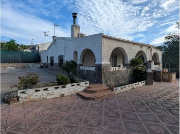 Casa rustica con piscina in vendita a Sax
