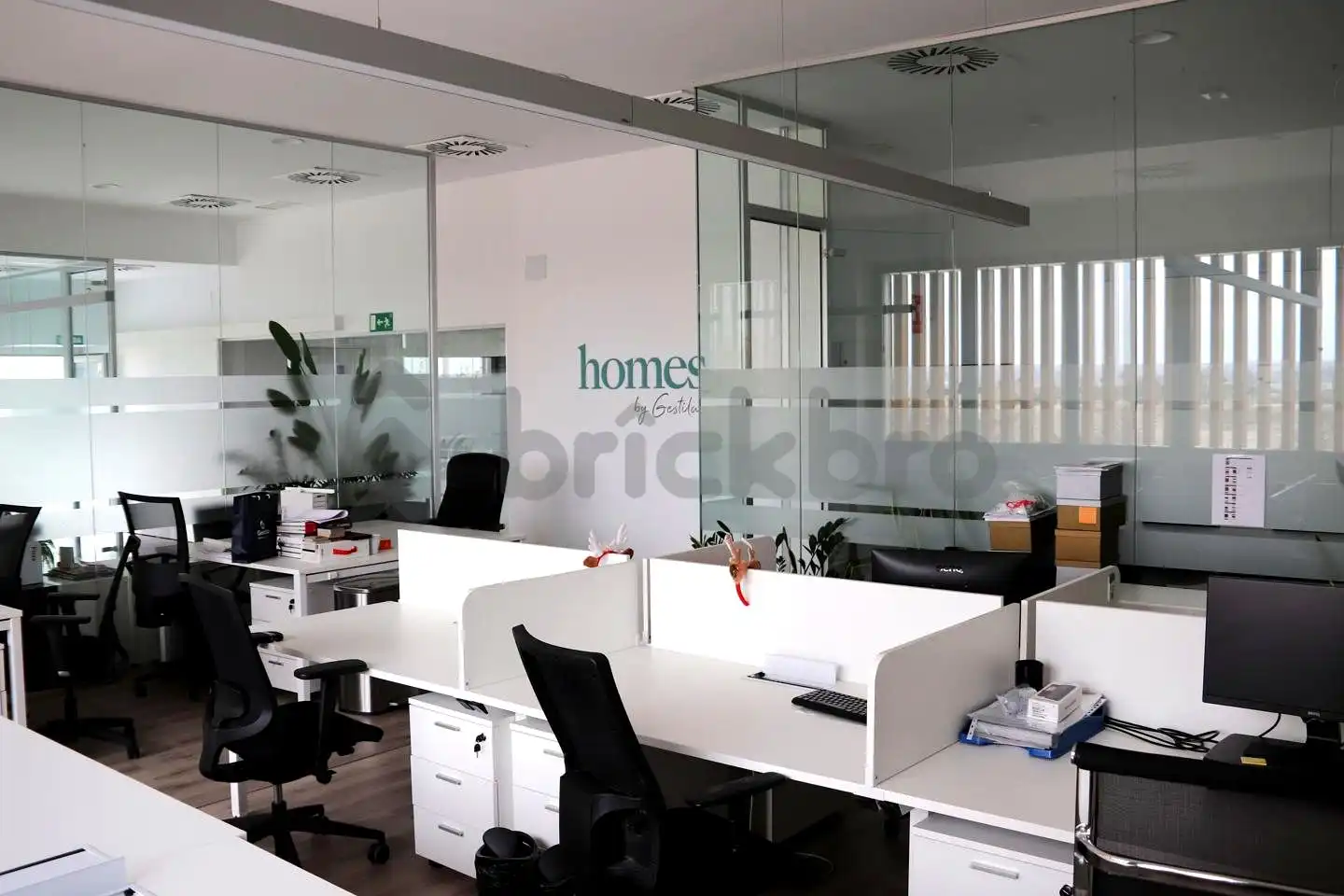 Office for rent in Madrid  with Air Conditioner and Heating