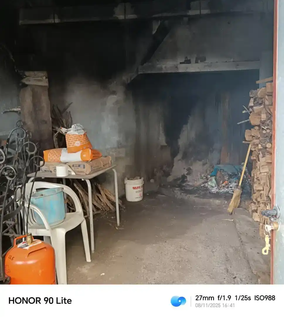 Wohnung zur Miete in Carballeda de Avia mit Privatgarten, Abstellraum und Schwimmbad