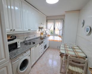 Kitchen of Flat for sale in Zamora Capital   with Heating