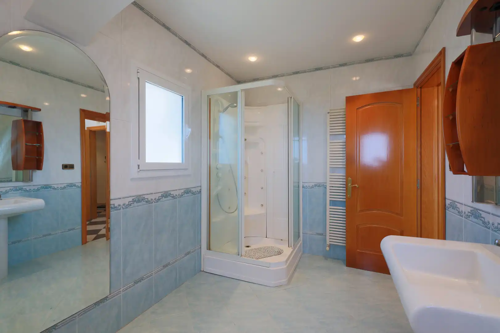 Bathroom of Houses for sale in El Vendrell  with Private garden, Terrace and Swimming Pool