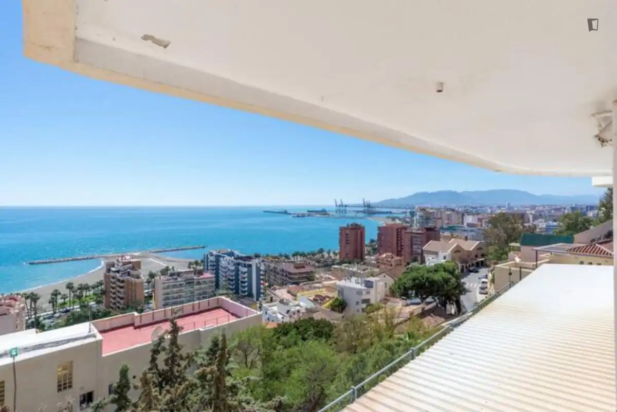 Study for rent in La Malagueta - Monte Sancha