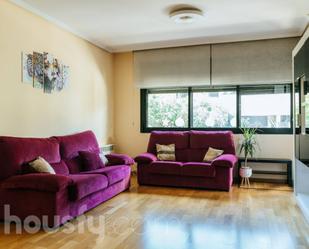 Living room of Flat to rent in Las Rozas de Madrid  with Air Conditioner and Terrace