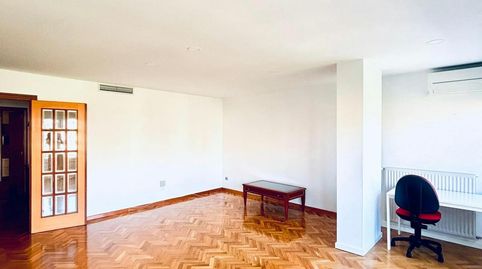 Foto 3 de Apartamento de alquiler en Cam. de las Torres, Parque Miraflores, Zaragoza Capital