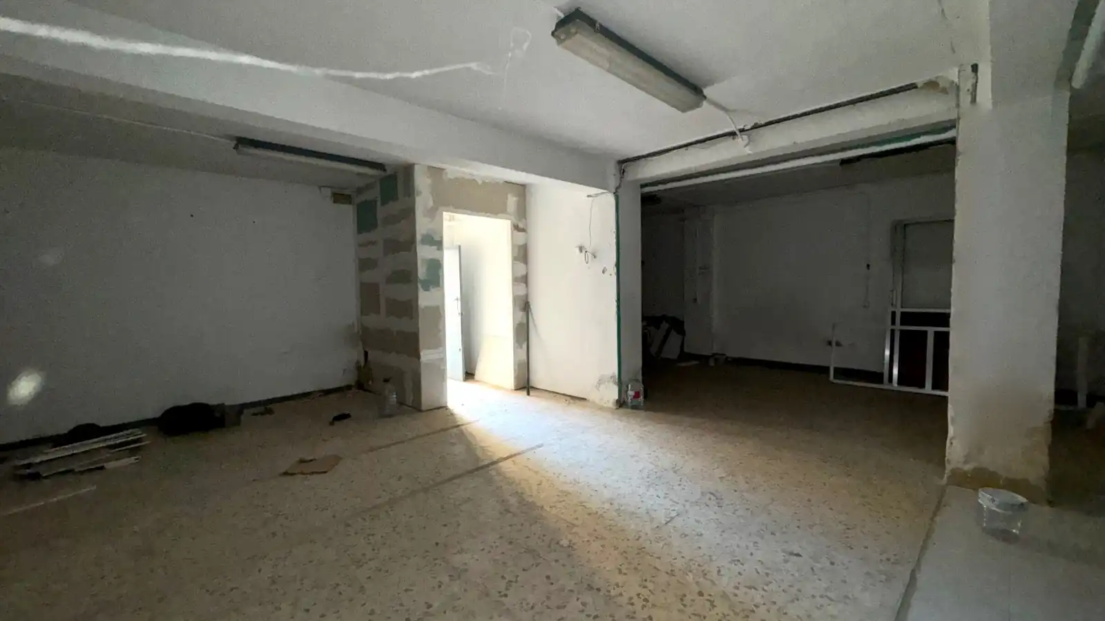 Business premises for sale in Calle Abilio Rodríguez Rosillo 2