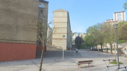 Foto 5 de Piso en venta en Calle Lozoño, Otxarkoaga, Bilbao