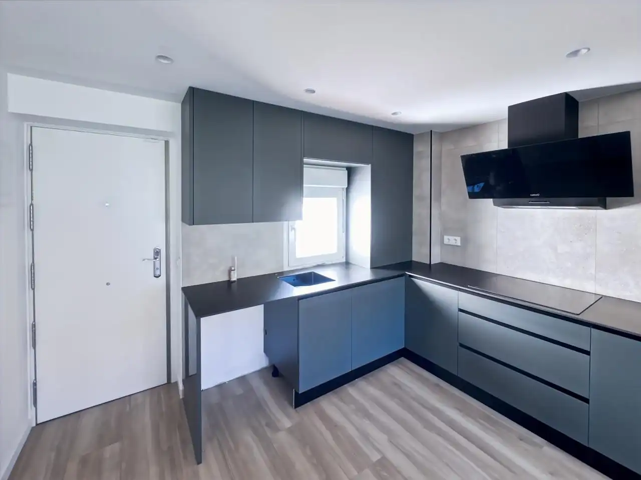 Kitchen of Flat for sale in Madrid  with Heating