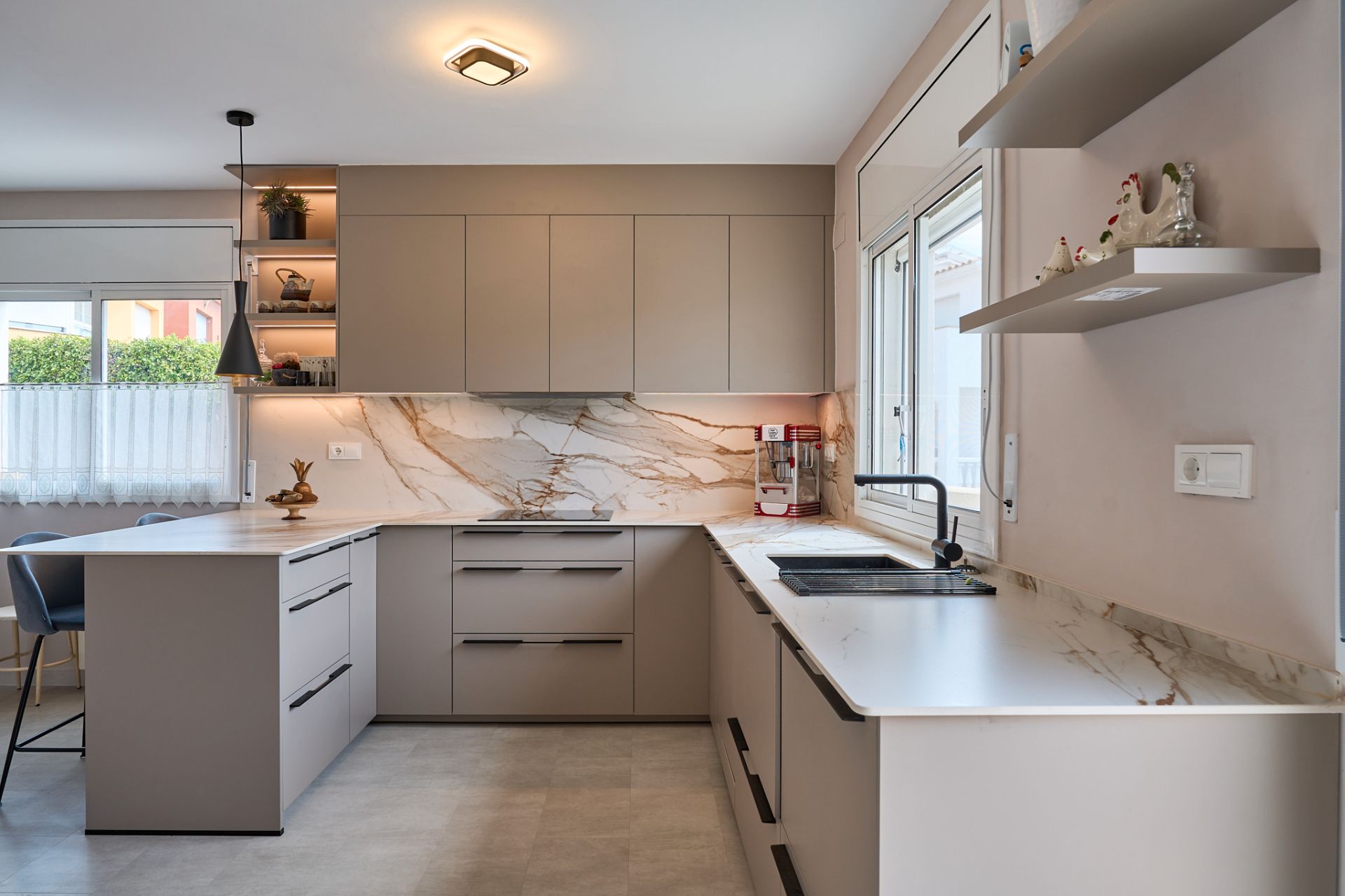 Kitchen of Single-family semi-detached for sale in Sant Pere de Ribes  with Air Conditioner, Heating and Terrace