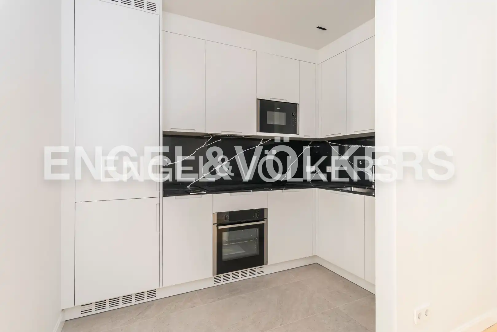 Küche von Wohnung zur Miete in Madrid mit Klimaanlage, Heizung und Abstellraum