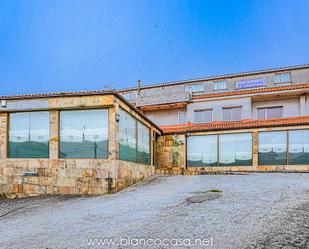 Vista exterior de Local de lloguer en Malpica de Bergantiños