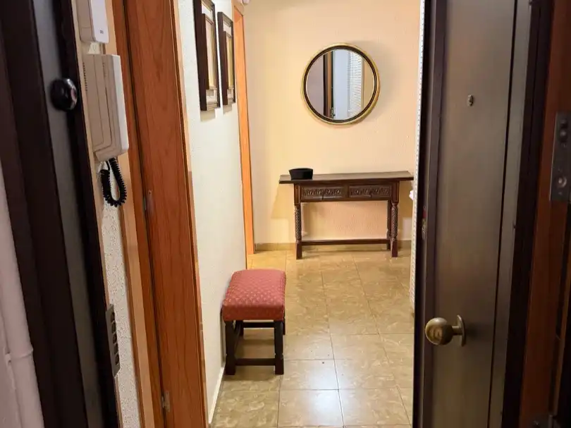 Flat for sale in Santa Joana d’Arc 32
