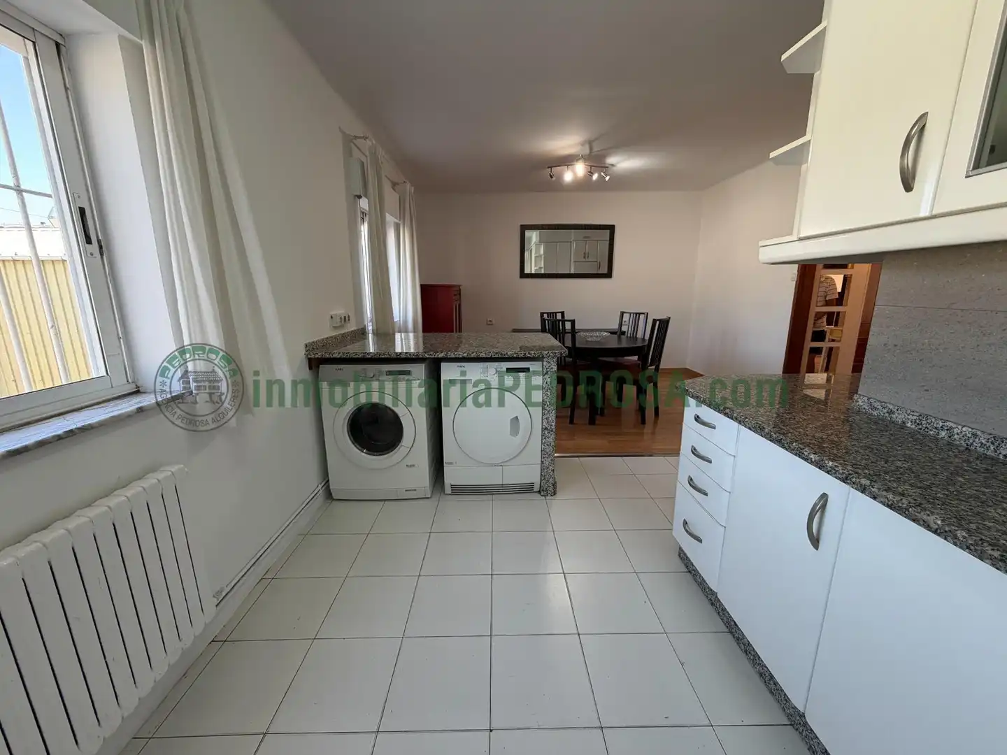 Cocina de Piso de alquiler en Pontevedra Capital  con Calefacción, Amueblado y Balcón