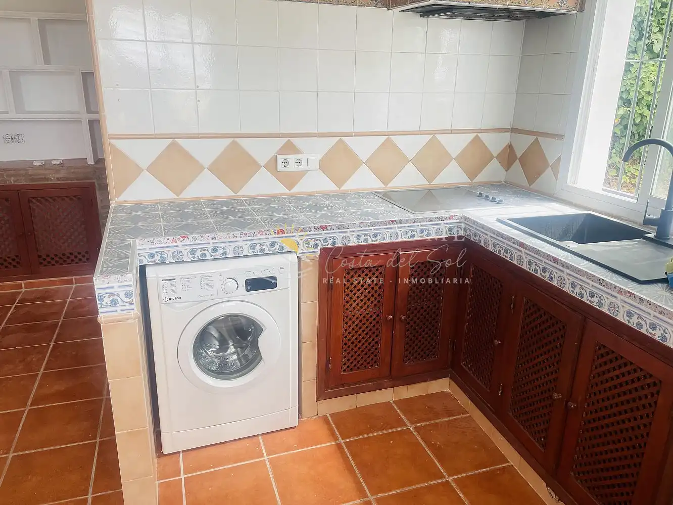 Cocina de Casa o chalet de alquiler en Nerja con Terraza, Piscina y Horno