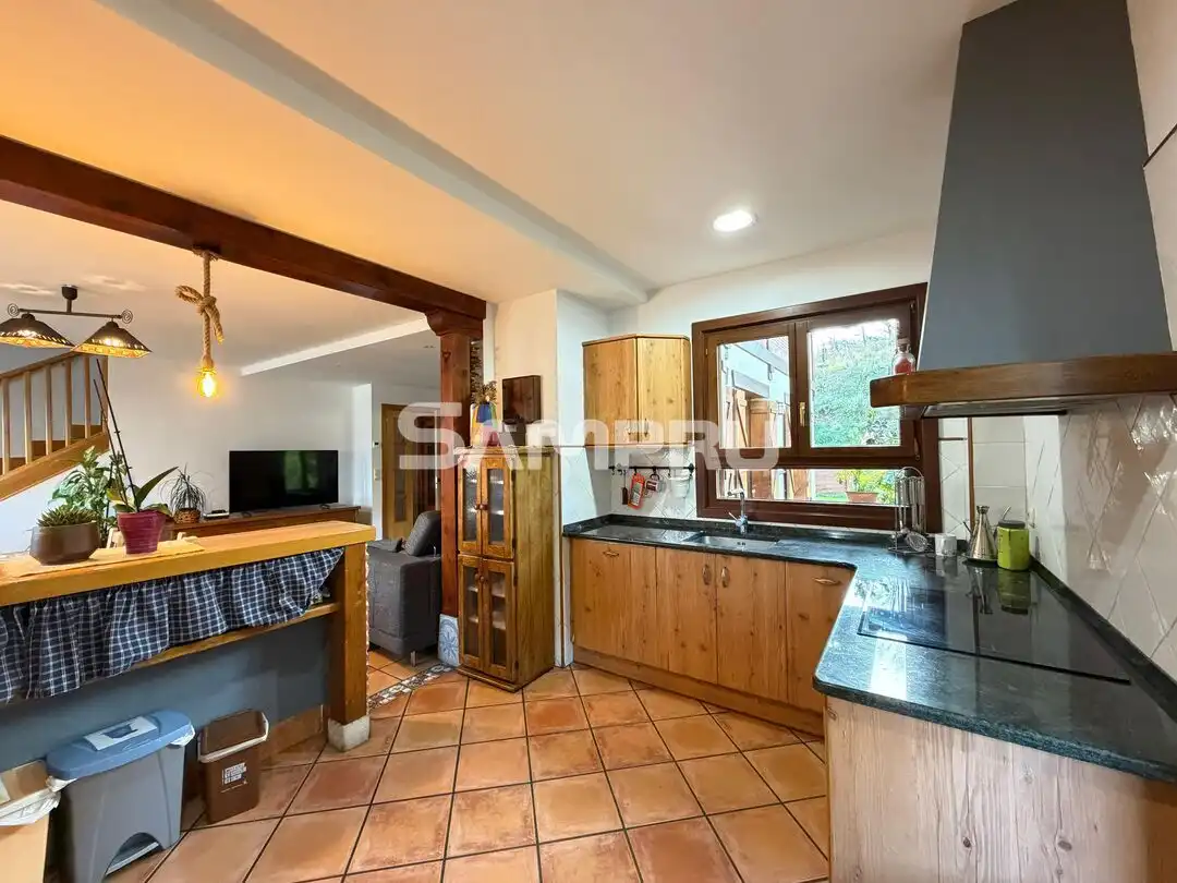 Cocina de Casa adosada en venta en Bergara con Calefacción, Jardín privado y Trastero