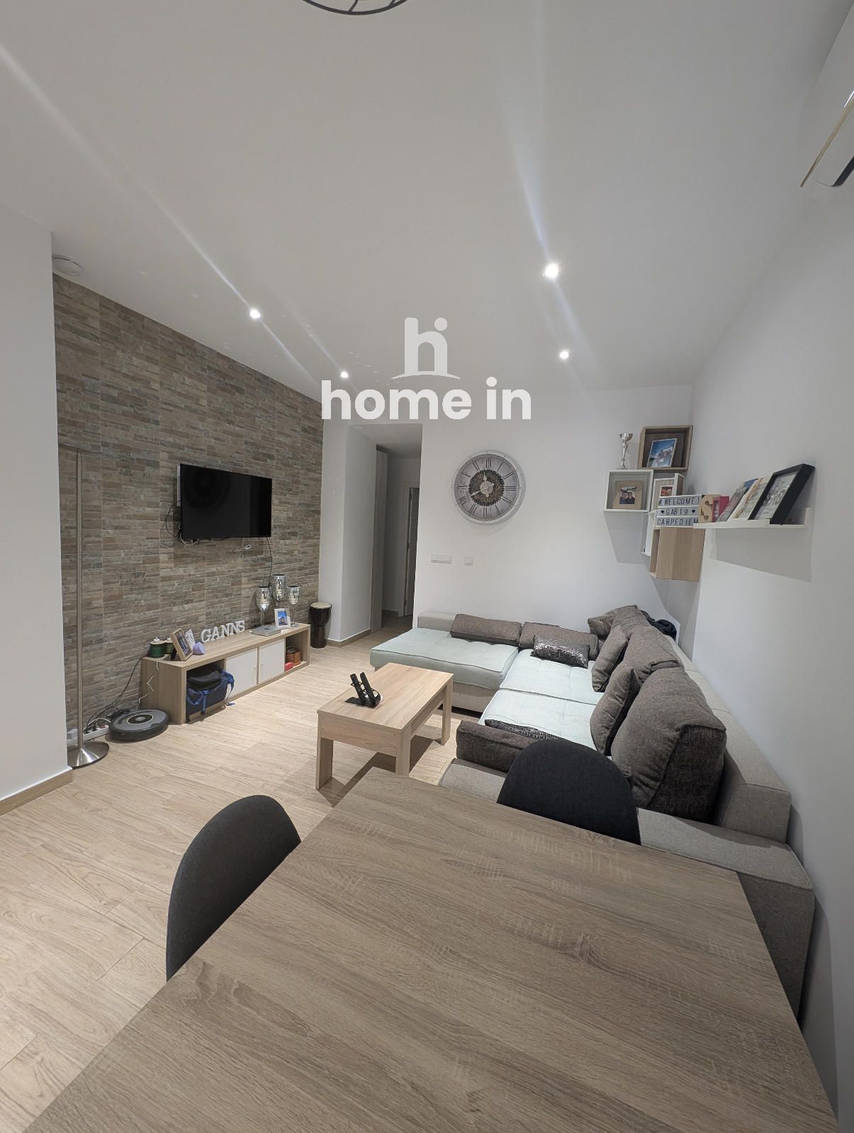 Exterior view of Flat for sale in Tortosa  with Air Conditioner