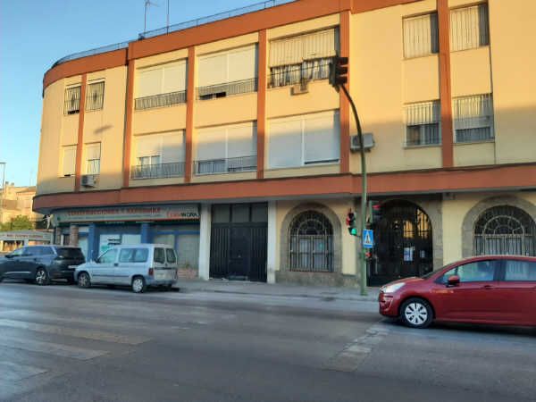 Vista exterior de Local en venda en Jerez de la Frontera