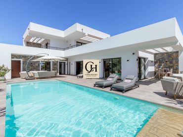 Chalet con piscina en venta en Benimeit - Tabaira