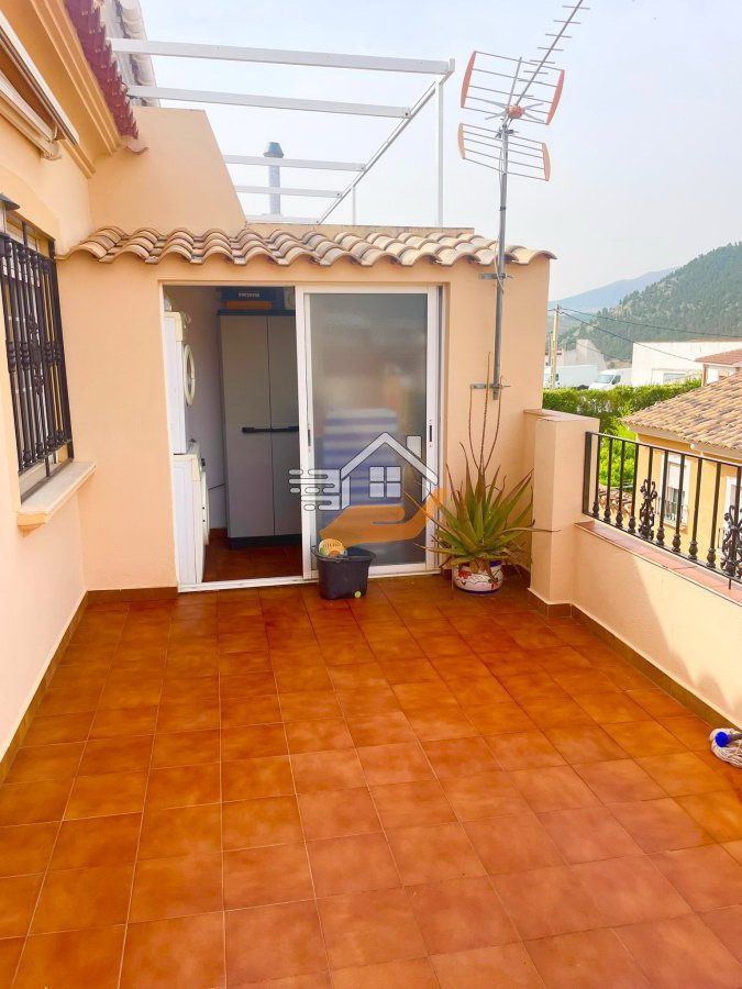 Balcony of Attic for sale in Vélez-Rubio  with Heating, Parquet flooring and Terrace