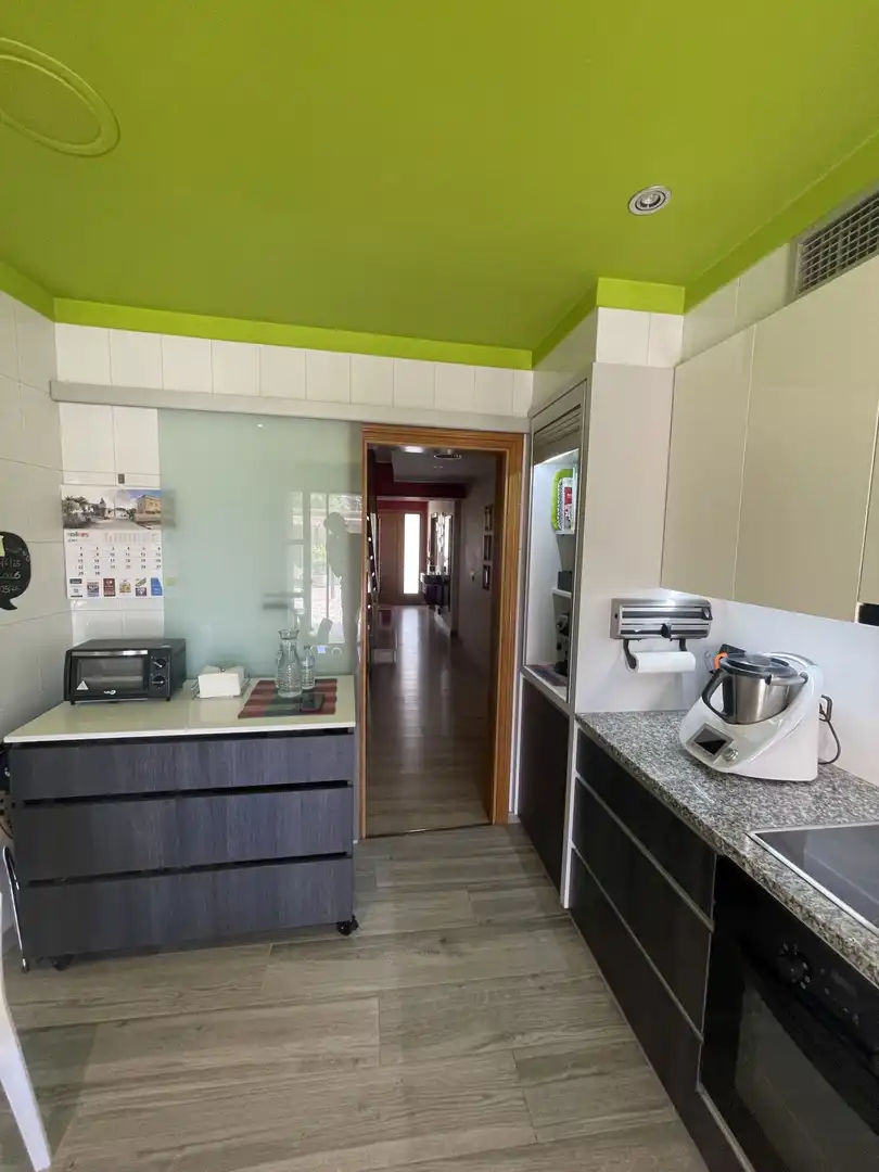 Cocina de Casa adosada en venta en Porqueres con Aire acondicionado, Terraza y Balcón