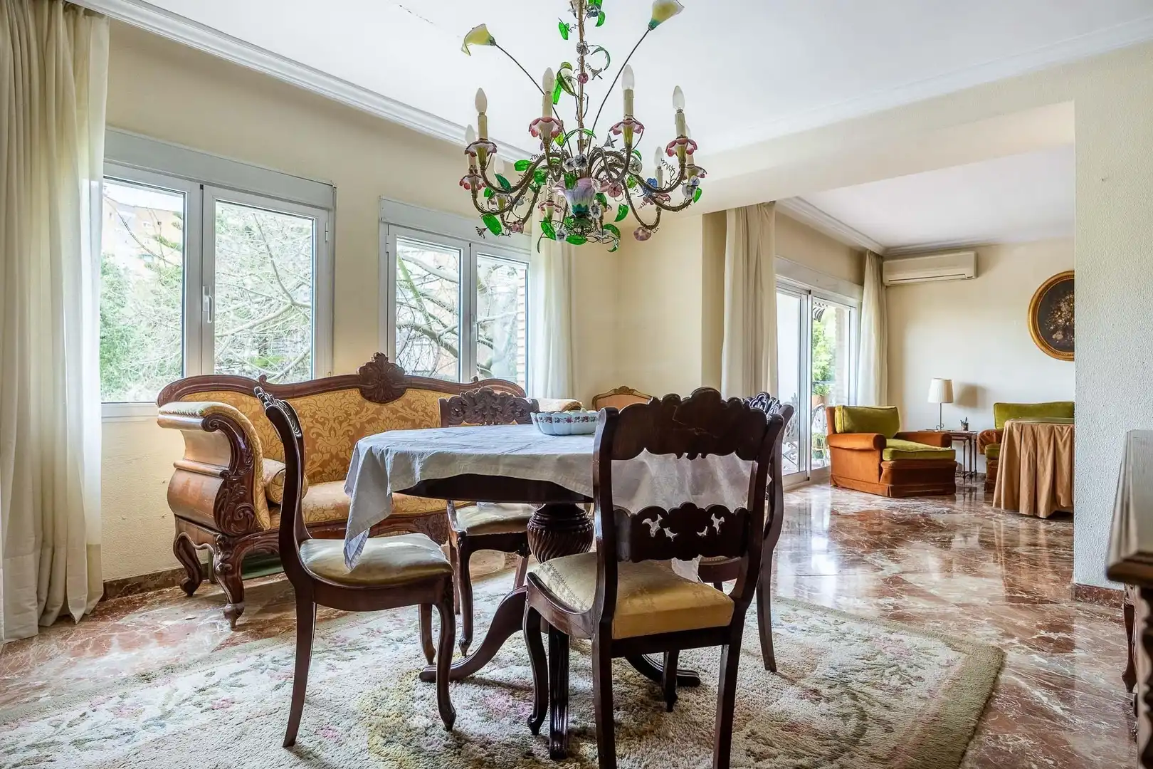 Esszimmer von Wohnung zum Verkauf in Sevilla mit Klimaanlage, Privatgarten und Terrasse