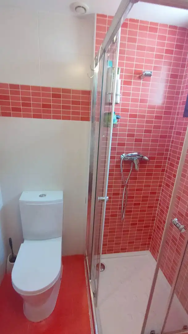 Badezimmer von Erdgeschoss zum Verkauf in Pulpí mit Klimaanlage, Terrasse und Möbliert