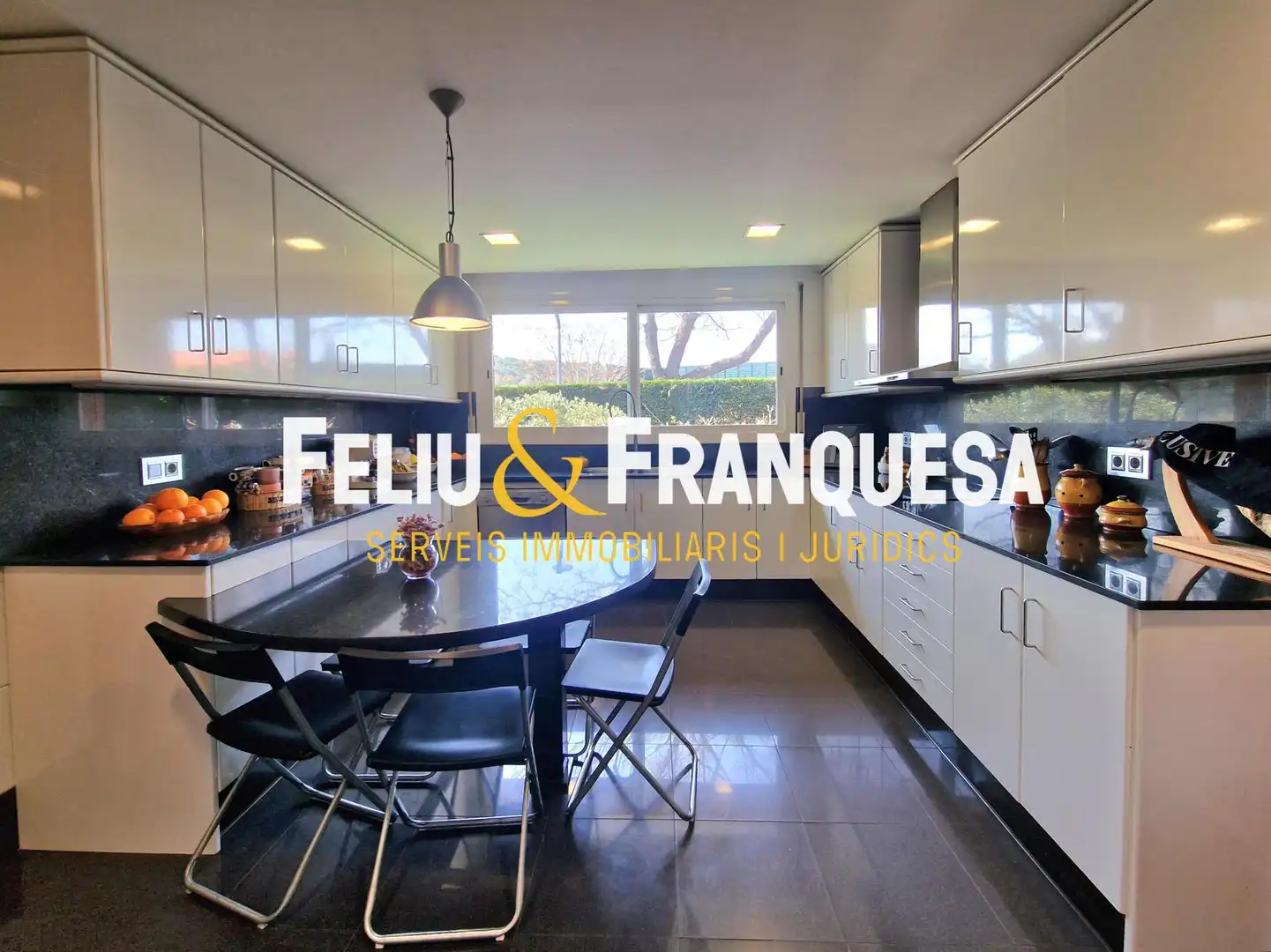 Kitchen of Houses for sale in Sant Cugat del Vallès  with Heating, Private garden and Terrace
