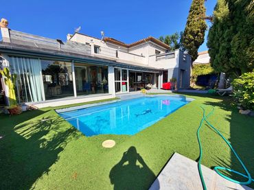 Casa con piscina en venta en ESTEPONA GOLF 6
