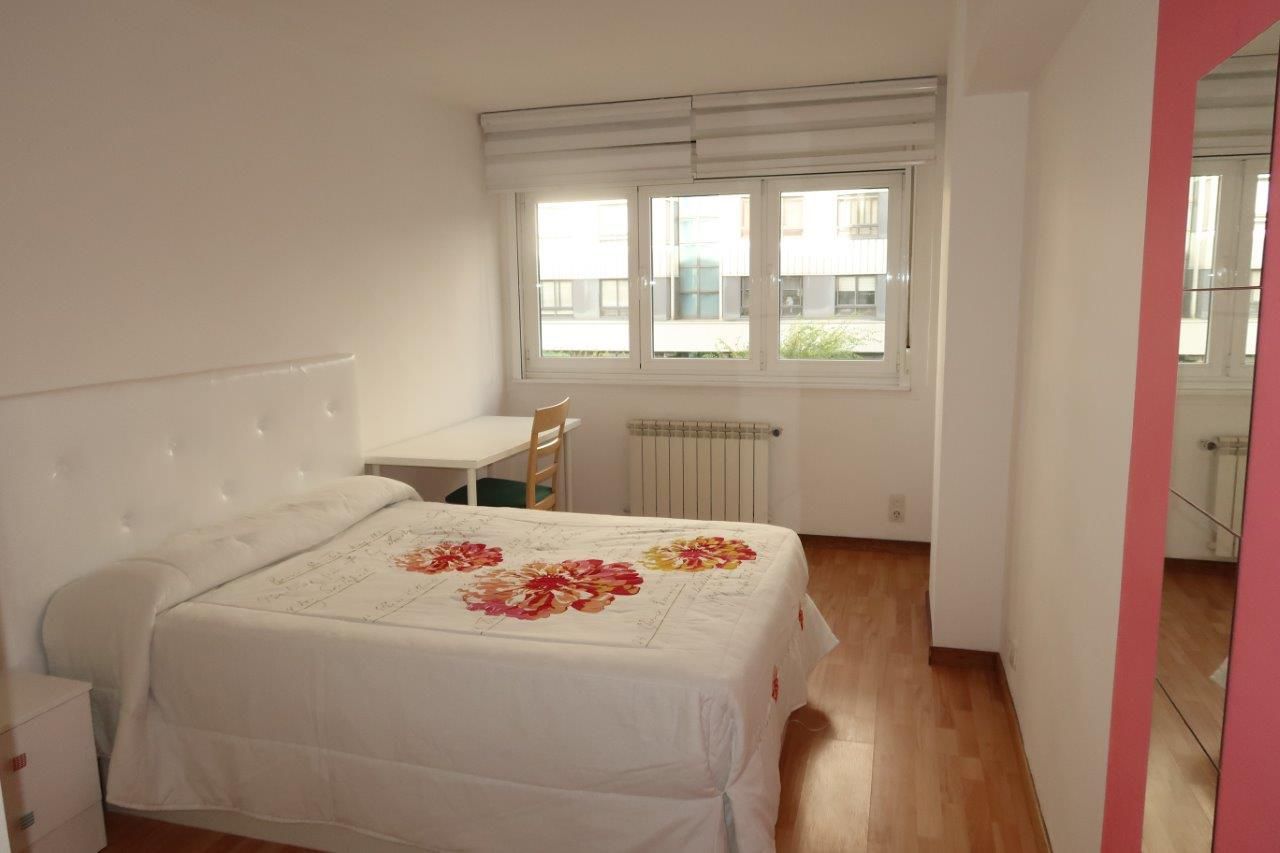 Bedroom of Flat to rent in A Coruña Capital   with Heating and Furnished