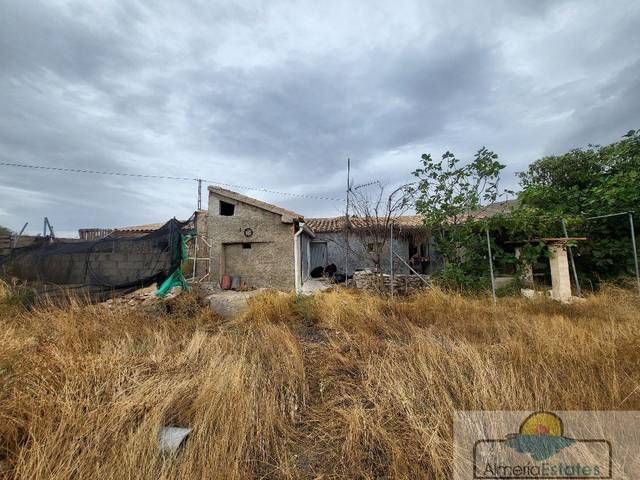 Casa-chalet en Venta en Somontín