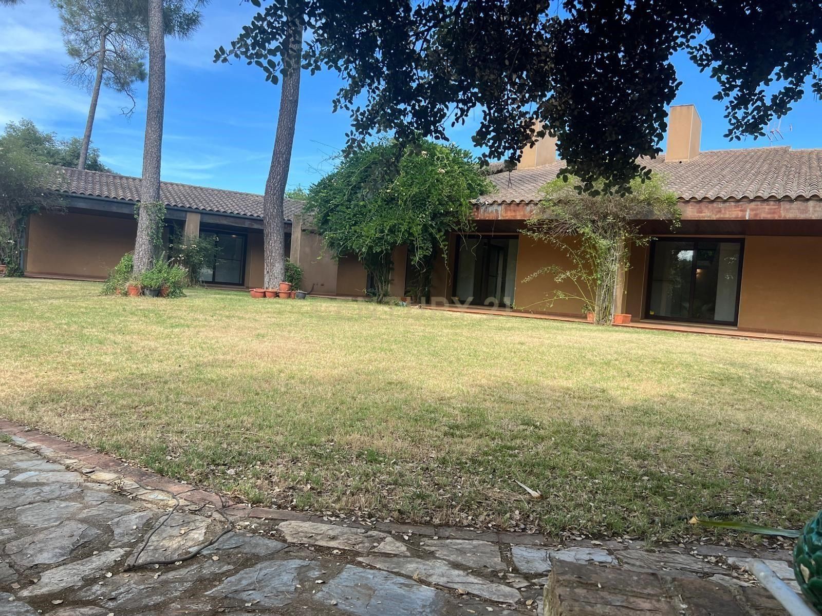 Jardí de Casa o xalet en venda en Cáceres Capital amb Aire condicionat, Terrassa i Piscina