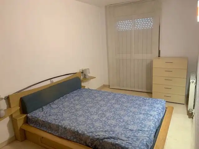 Habitación de Ático en venta en Girona con Aire acondicionado, Calefacción y Parquet